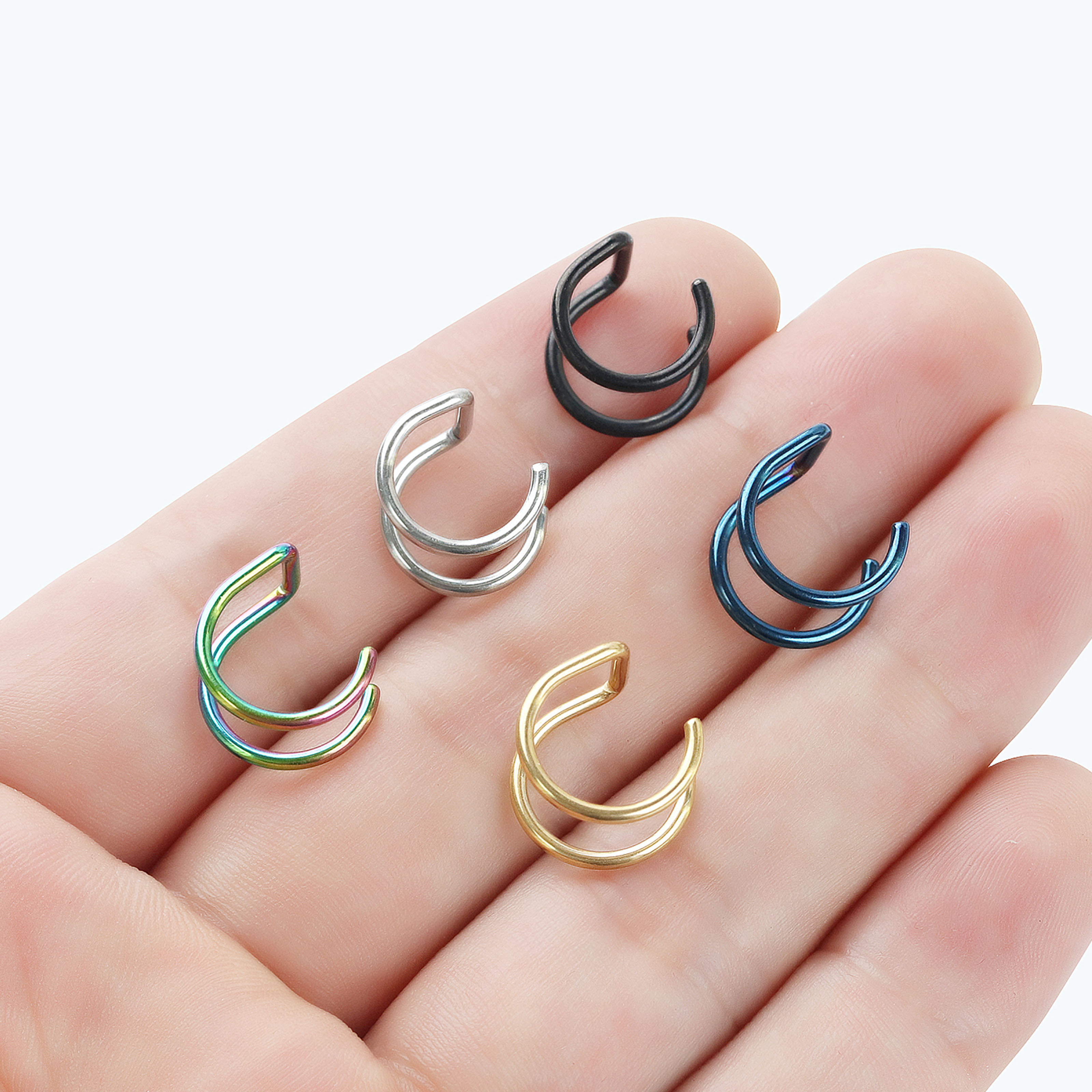 2pcs New No-Piercing Ear Cuffs - Body Jewelry Cartilage Earrings のレビューと価格